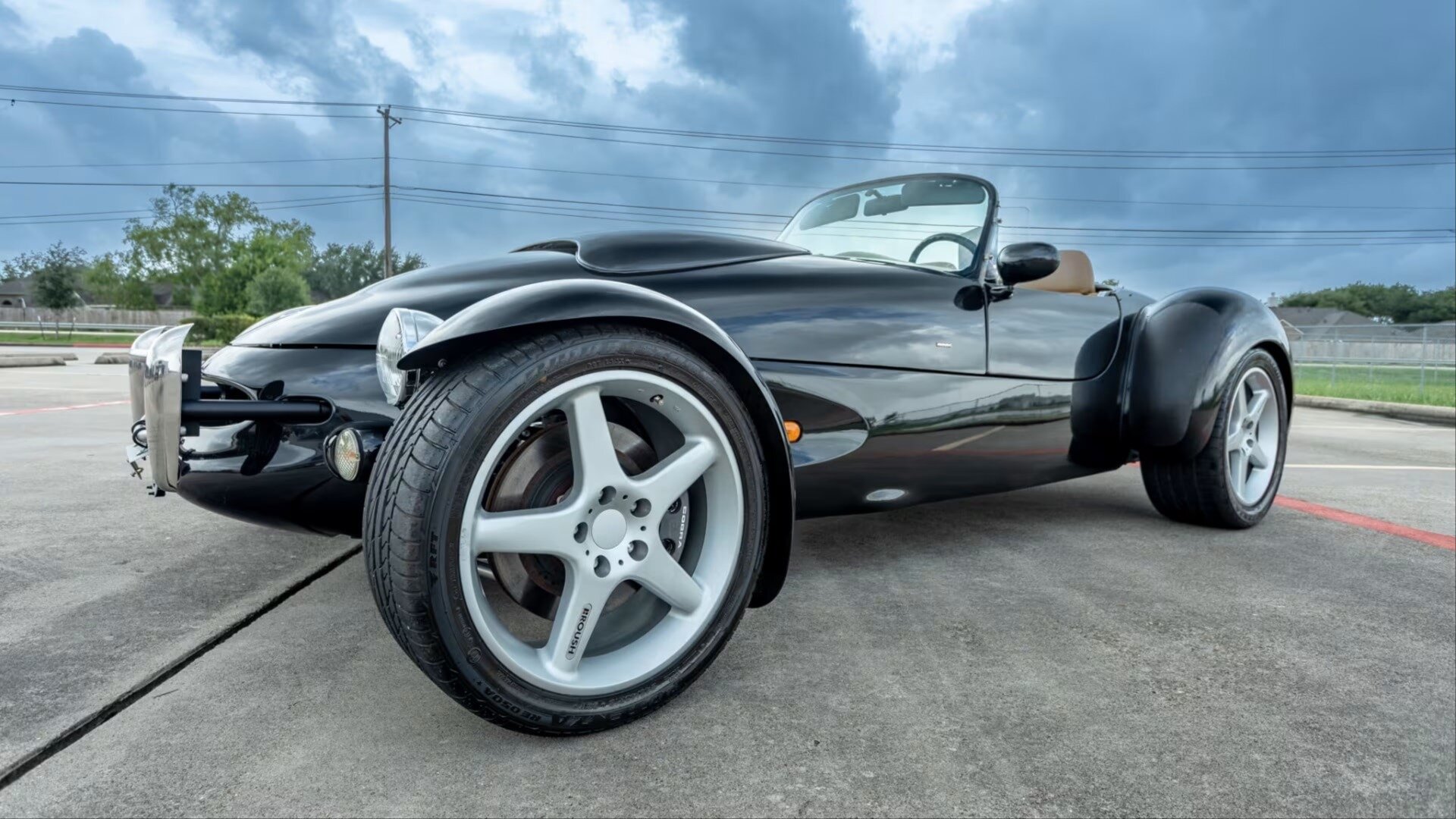 Очень редкий родстер марки Panoz уйдёт с молотка