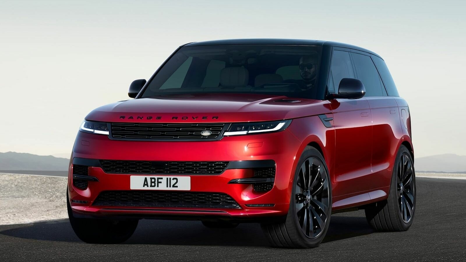 Представлен новый Range Rover Sport: восемь моторов и полноуправляемое шасси