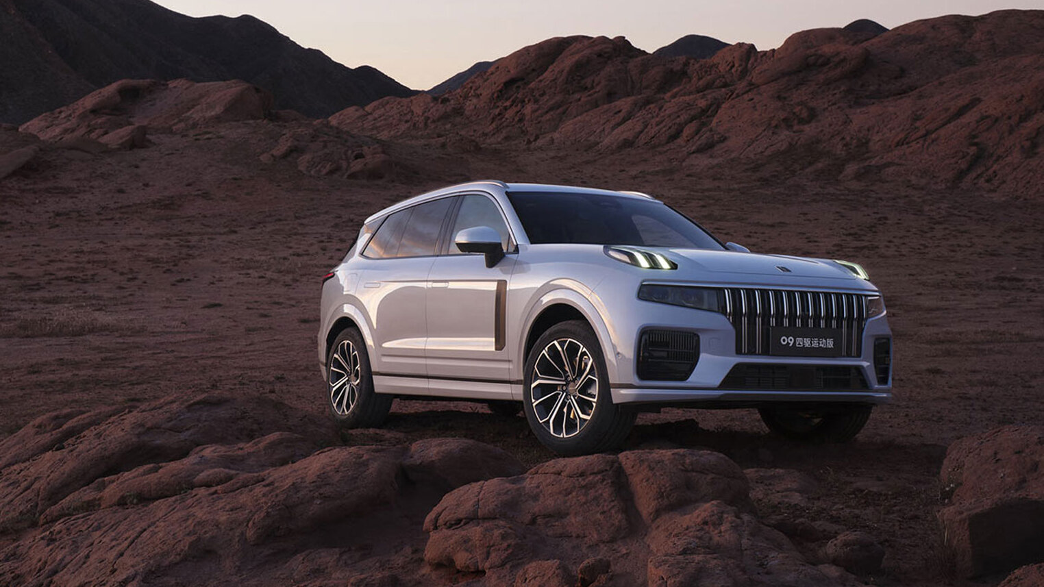 Кроссовер Lynk&Co 09 официально приедет в Россию в конце мая с новым названием
