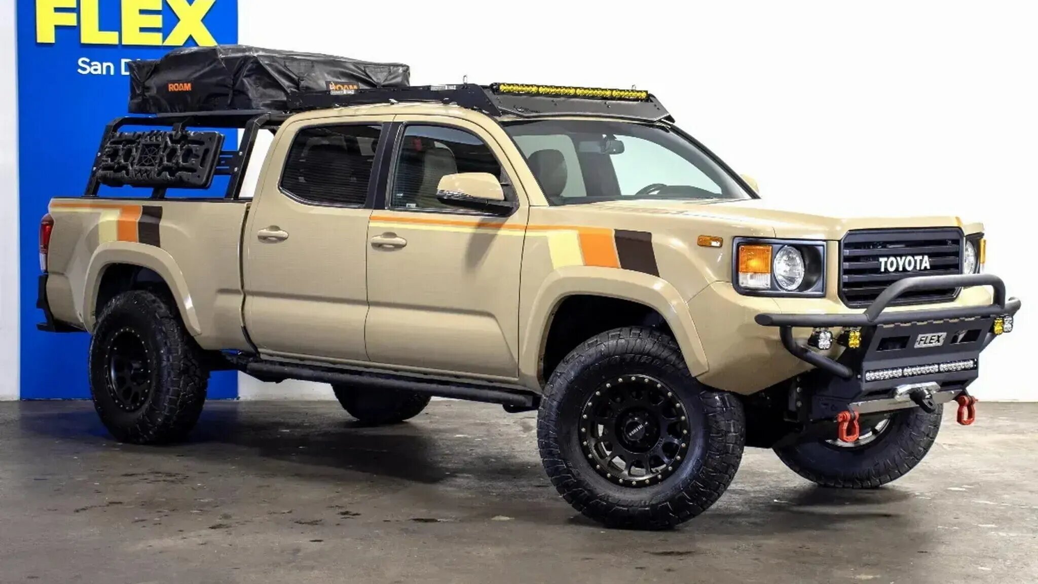 Toyota Tacoma стилизовали под старый Крузак и выставили на продажу