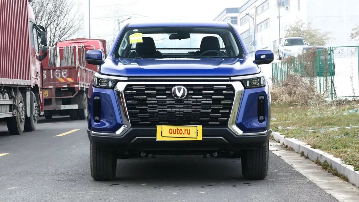 Похожий на Toyota Tundra пикап от Changan предложили на Авто.ру за 2,6 миллиона рублей
