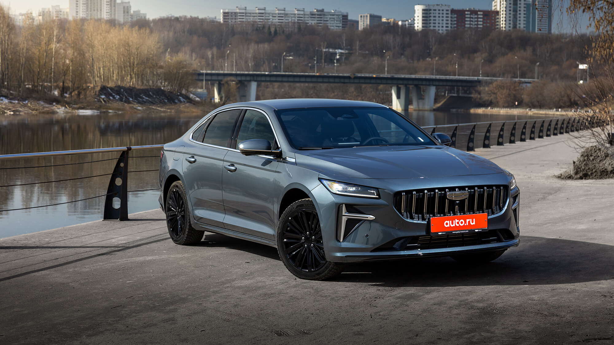 Первый тест Geely Preface, растерявшего 50 сил: три главных факта