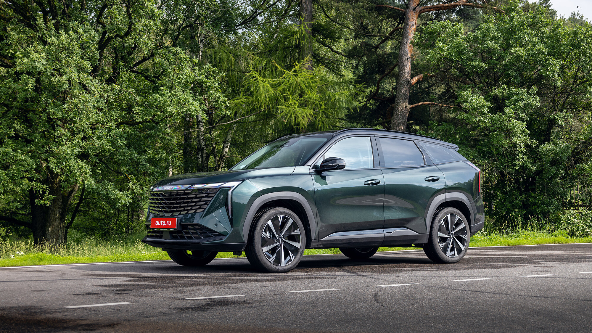 Полноприводный Geely Atlas с «автоматом»: первый тест в 5 фактах