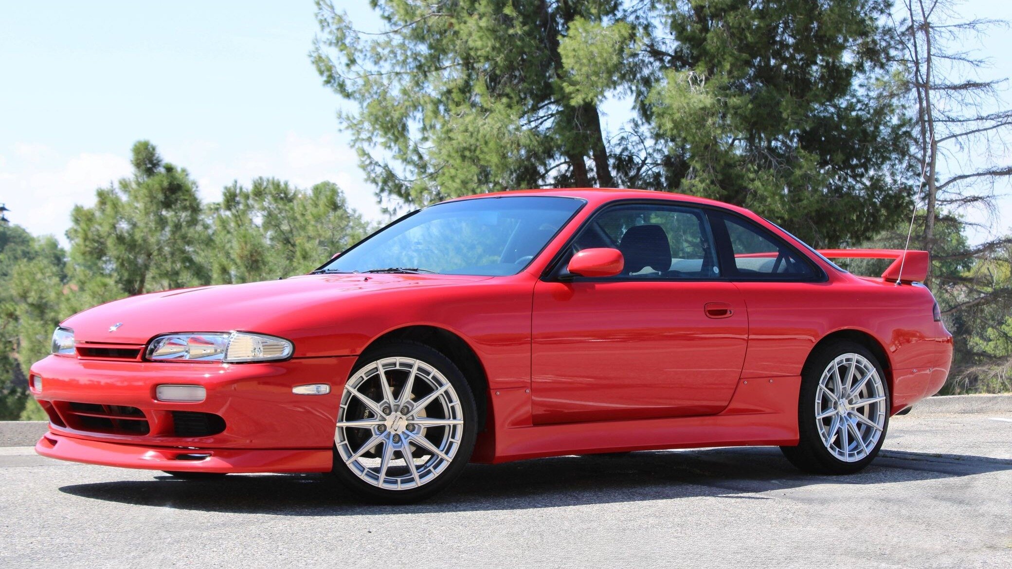 На торги выставили Nissan 240SX 1996 года с мизерным пробегом, но ажиотажа нет