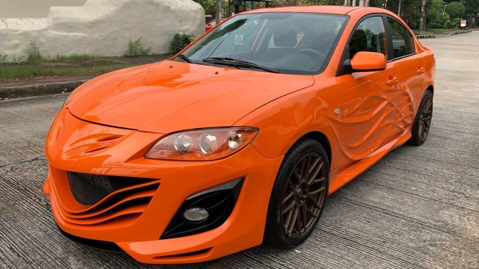 15-летнюю Mazda с «улыбчивым» дизайном продают за 757 тысяч рублей