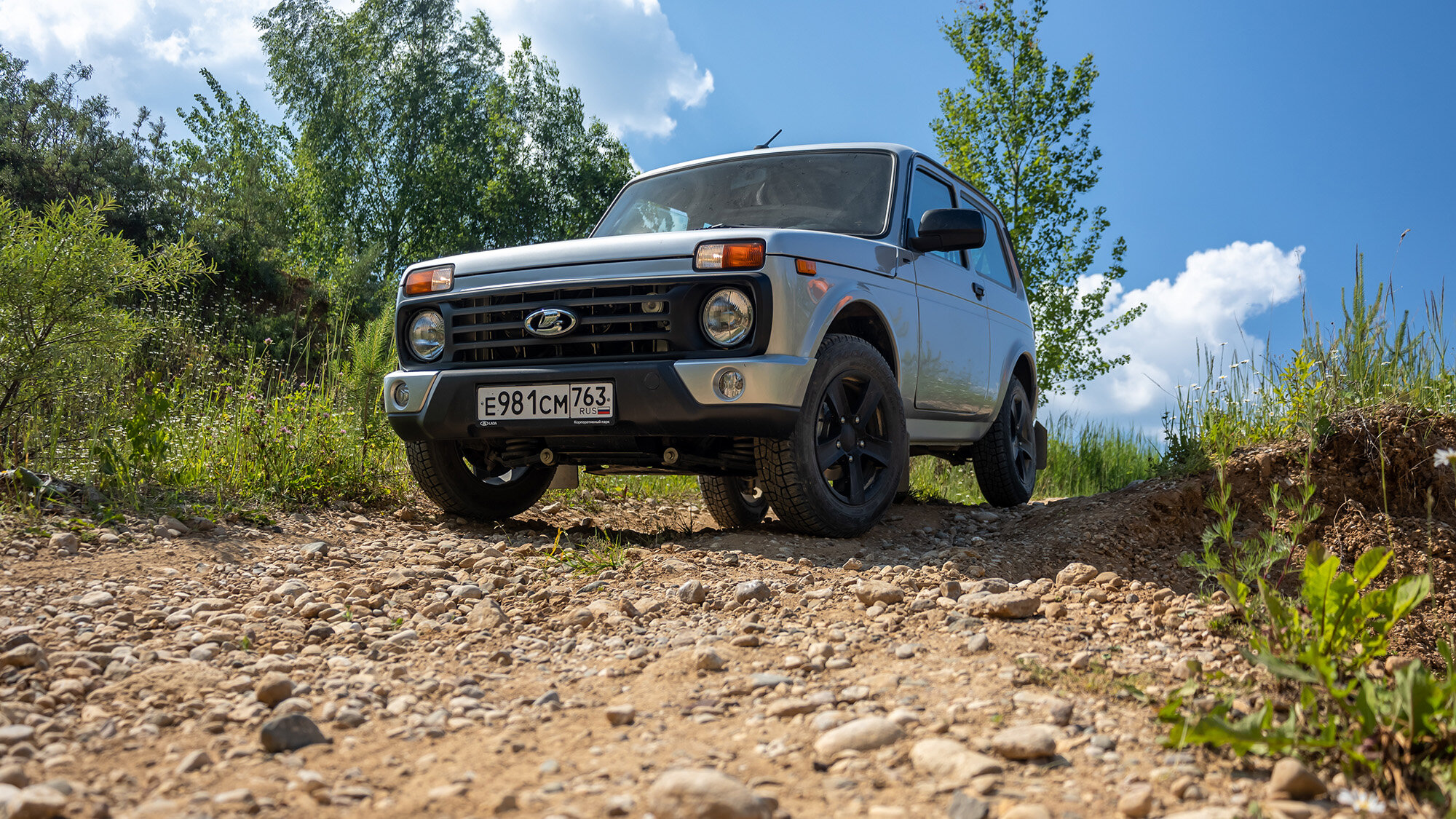 Топ-10 самых популярных кроссоверов августа 2023 года