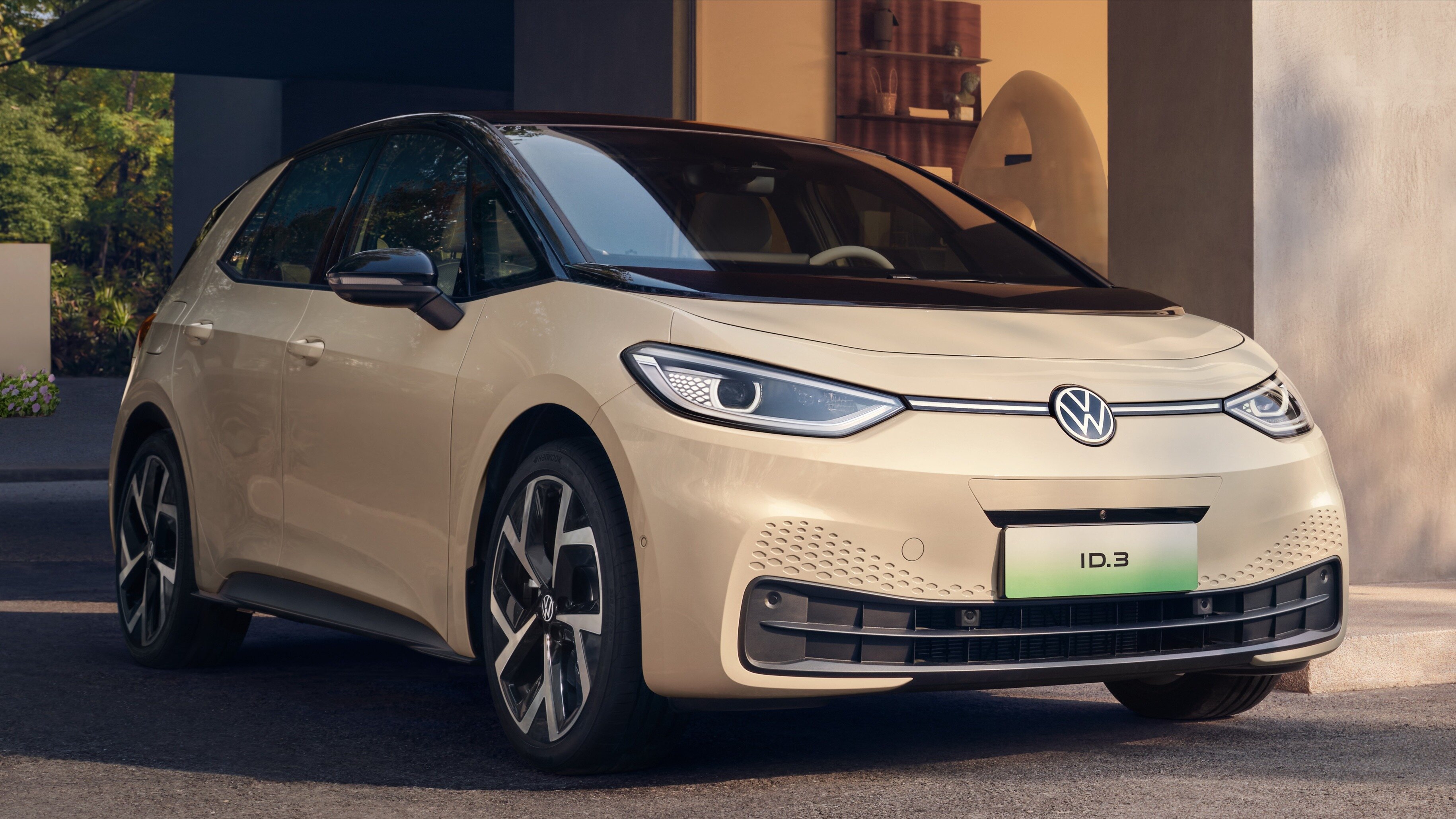 Volkswagen ID.3 получил в Китае новую батарею и подешевел