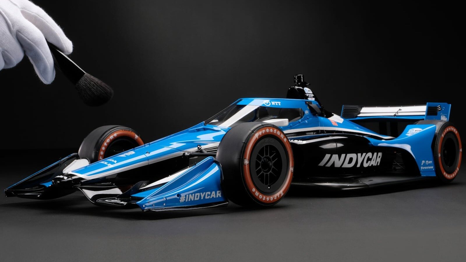 Масштабную модель болида Indycar оценили в 700 000 рублей