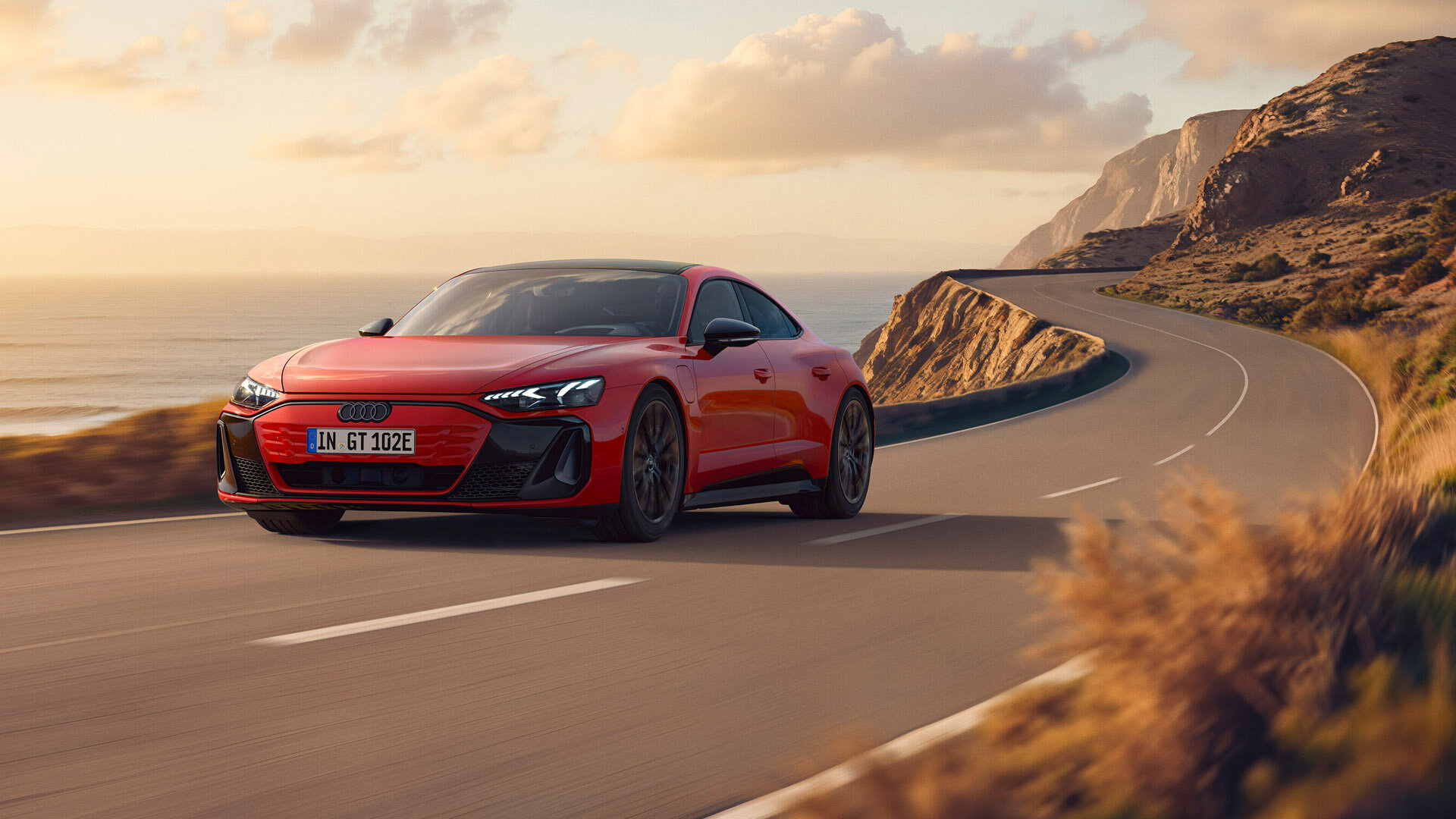 У электроседана Audi e-tron GT появилась самая доступная версия