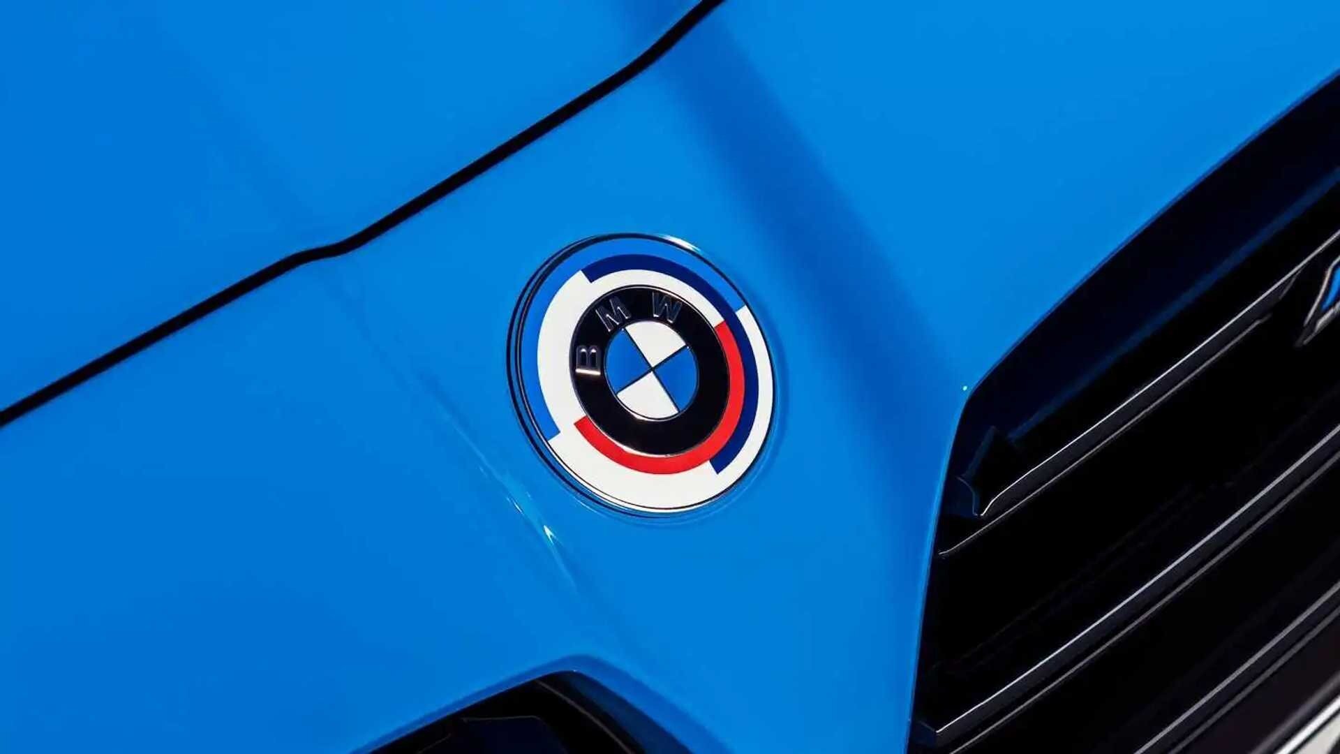 Россияне хотят возвращения BMW больше, чем Skoda и Mercedes-Benz