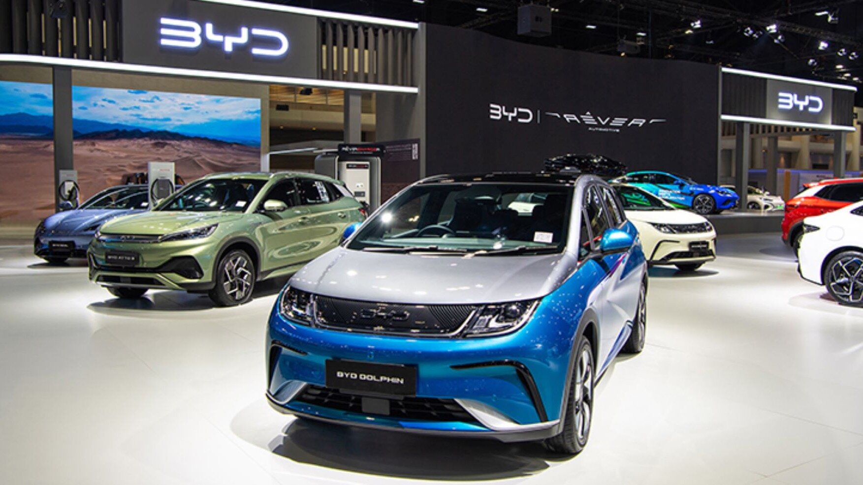 Китайский BYD впервые обогнал Tesla по продажам электрокаров в Европе