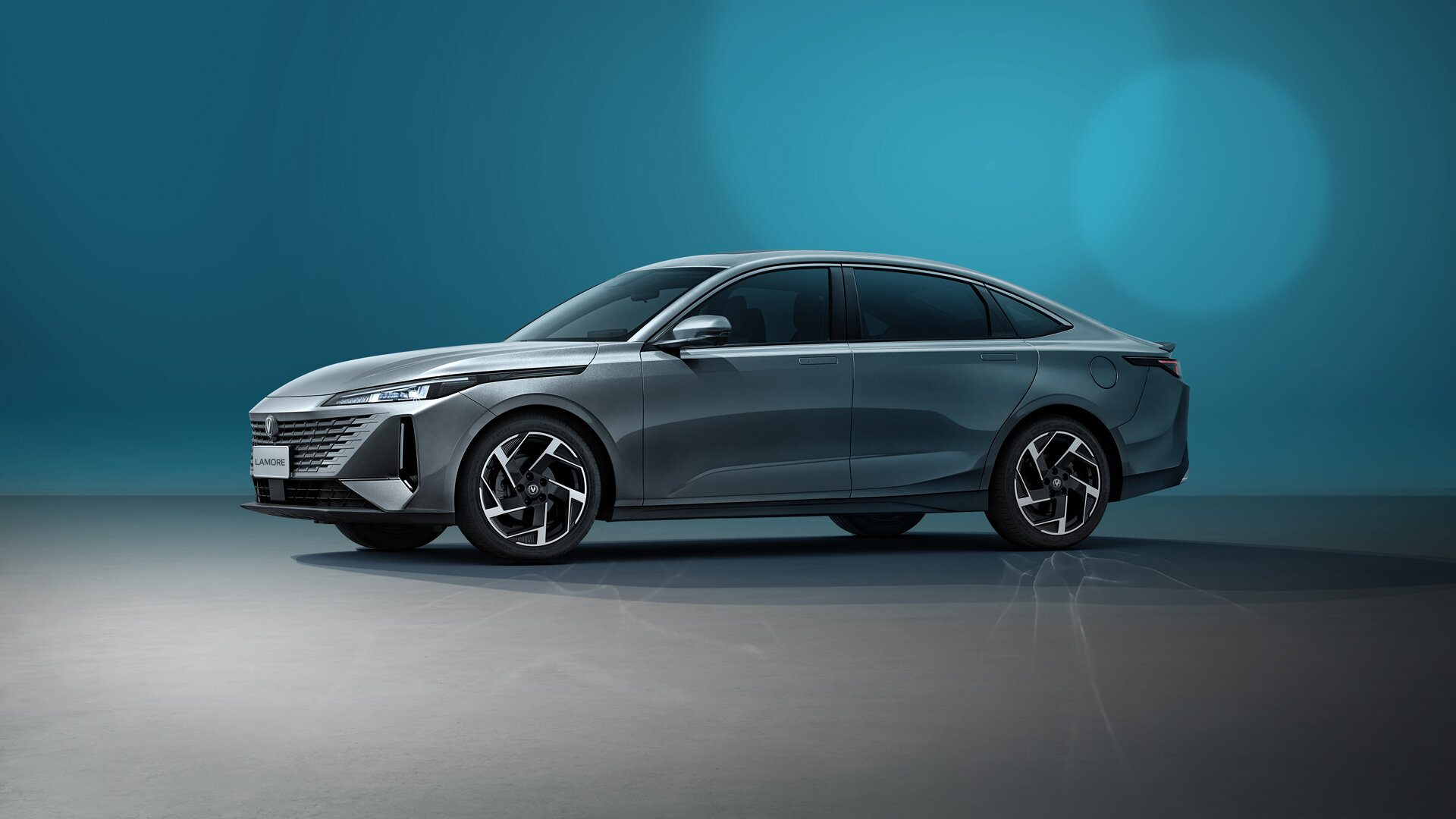 Среднеразмерный седан Changan Lamore за 2,8 миллиона рублей начали продавать в России