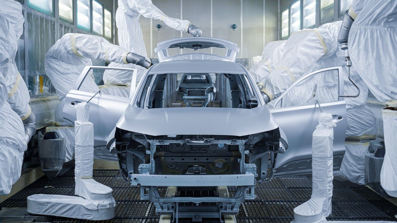 Бывший завод Volkswagen в Калуге освоил окраску автомобилей Tenet