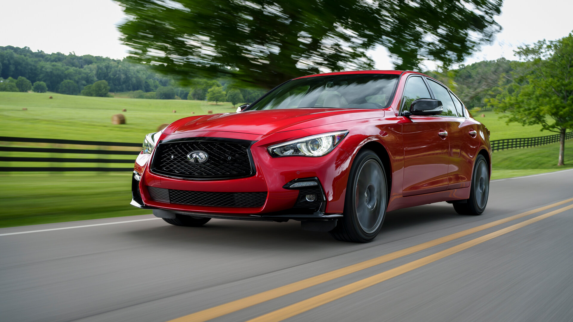 Марка Infiniti подтвердила возвращение спортивного седана