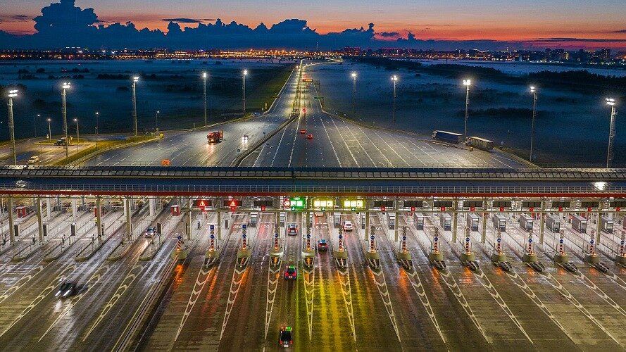 «Автодор» отменил штраф за слишком медленный проезд по М-11, но поднял цены
