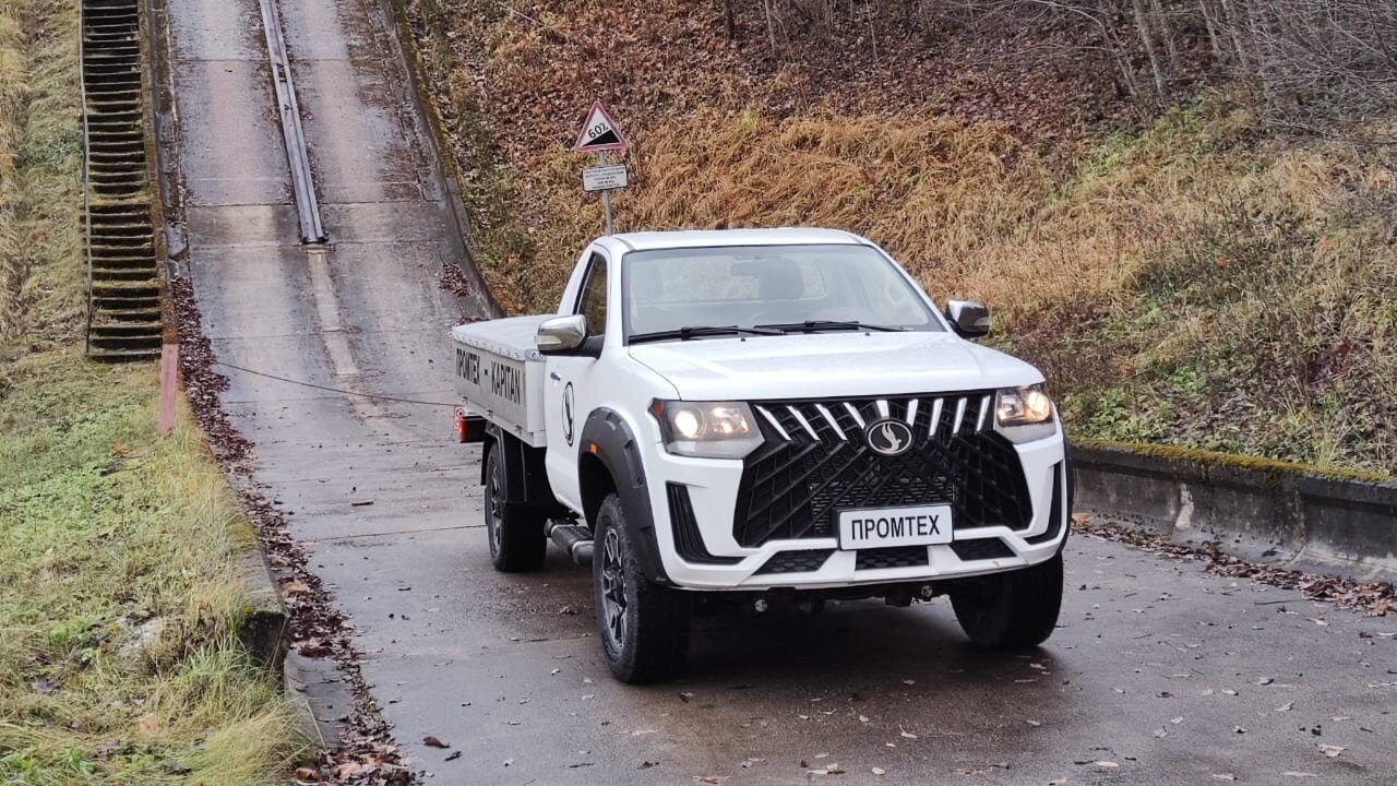 «Промтех» представил полноприводное шасси Kapitan, на котором будут строить грузовики и пикапы