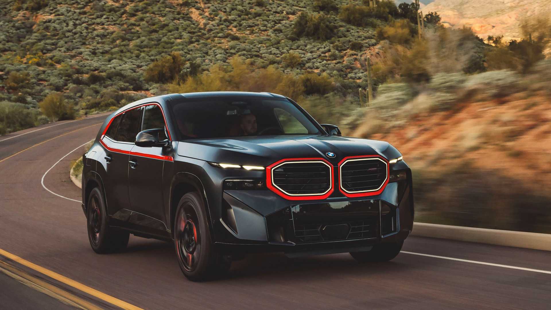 Раскрыта цена флагманского суперкроссовера BMW XM Label Red со всеми опциями