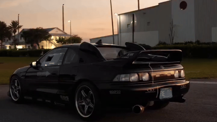 Toyota MR2 получила тюнинг в стиле реактивного самолёта и турбину от вертолёта