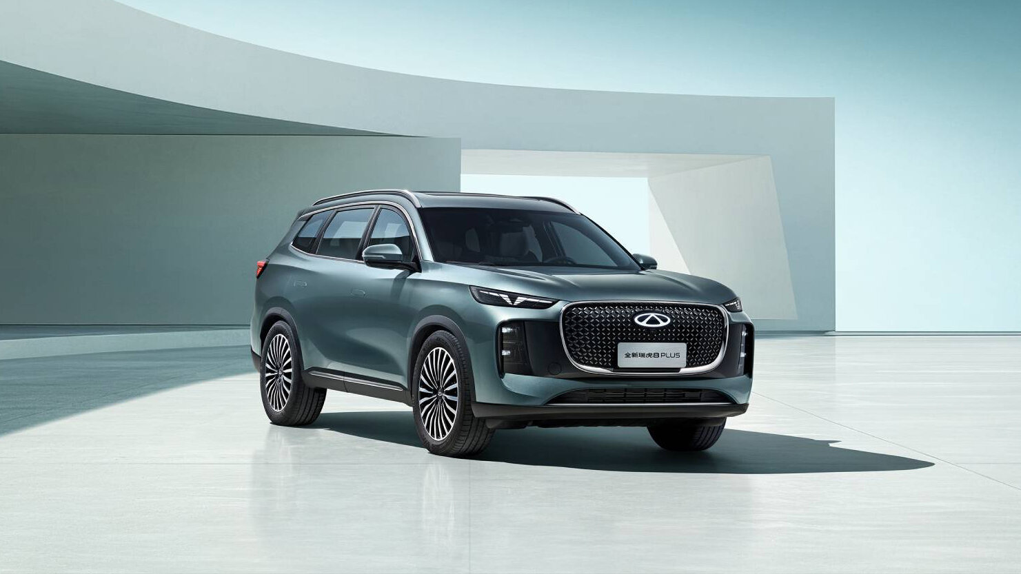 Обновлённый Chery Tiggo 8 Pro Max получил новые моторы и подешевел