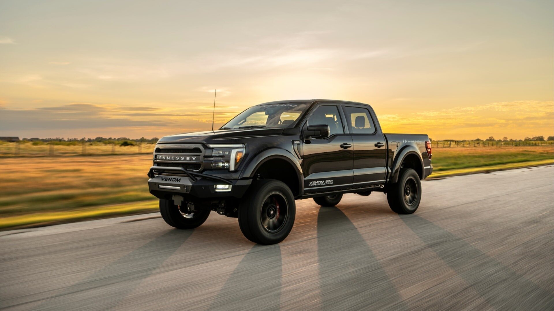 Компания Hennessey выпустила «бюджетную» версию суперпикапа VelociRaptor мощностью 800 сил
