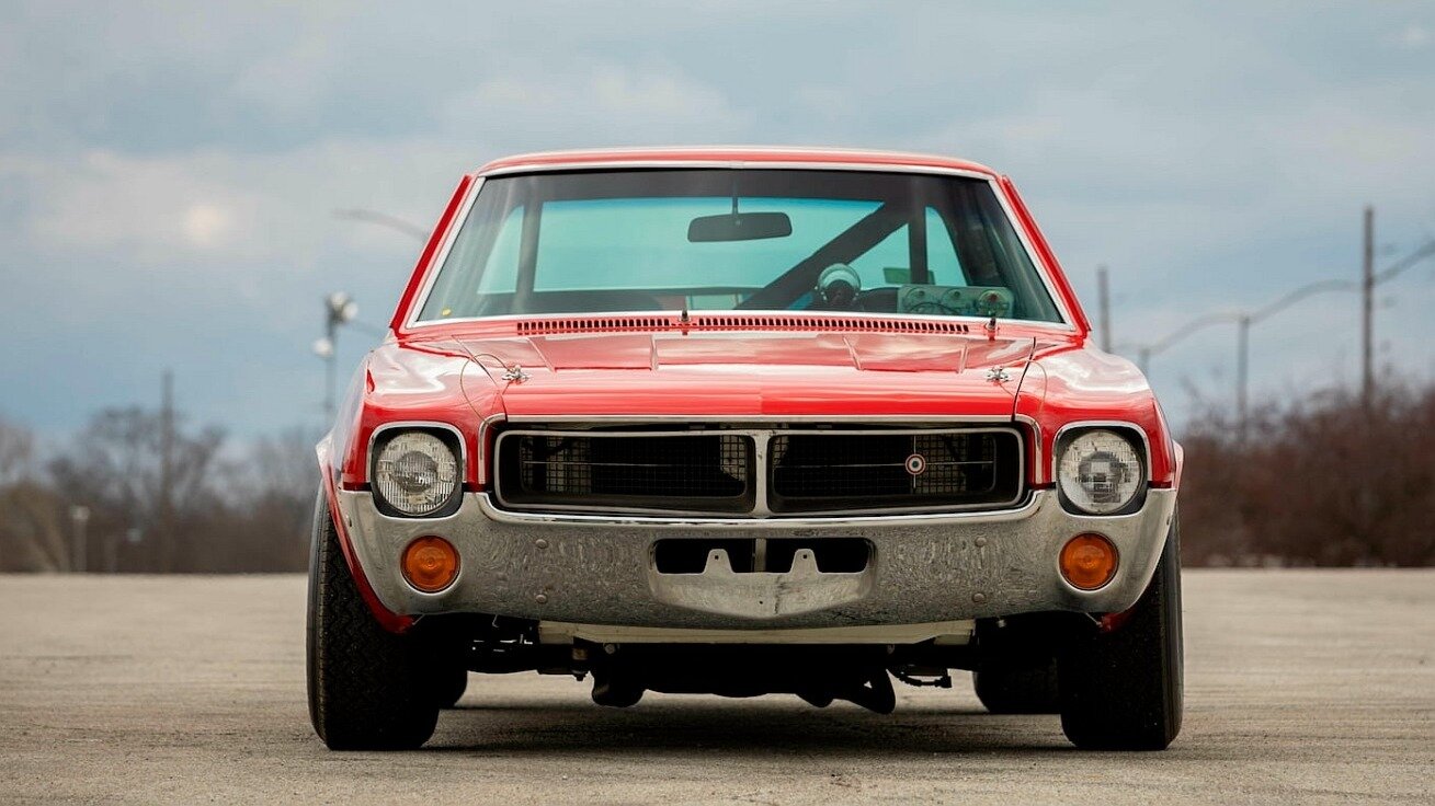 С молотка уйдёт уникальный спорткар AMC Javelin — он поставил рекорд скорости
