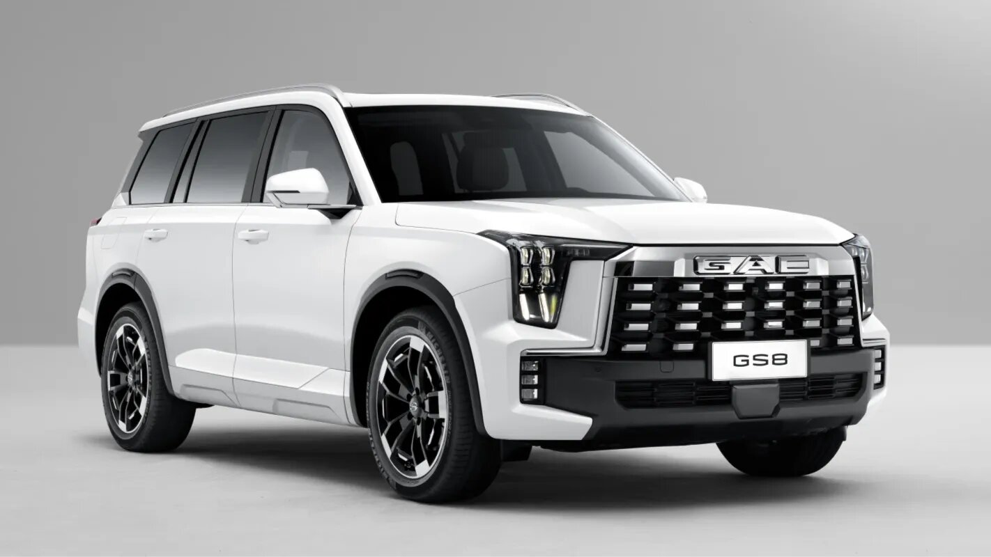 Самый дорогой GAC GS8 подорожал в России на 50 тысяч рублей