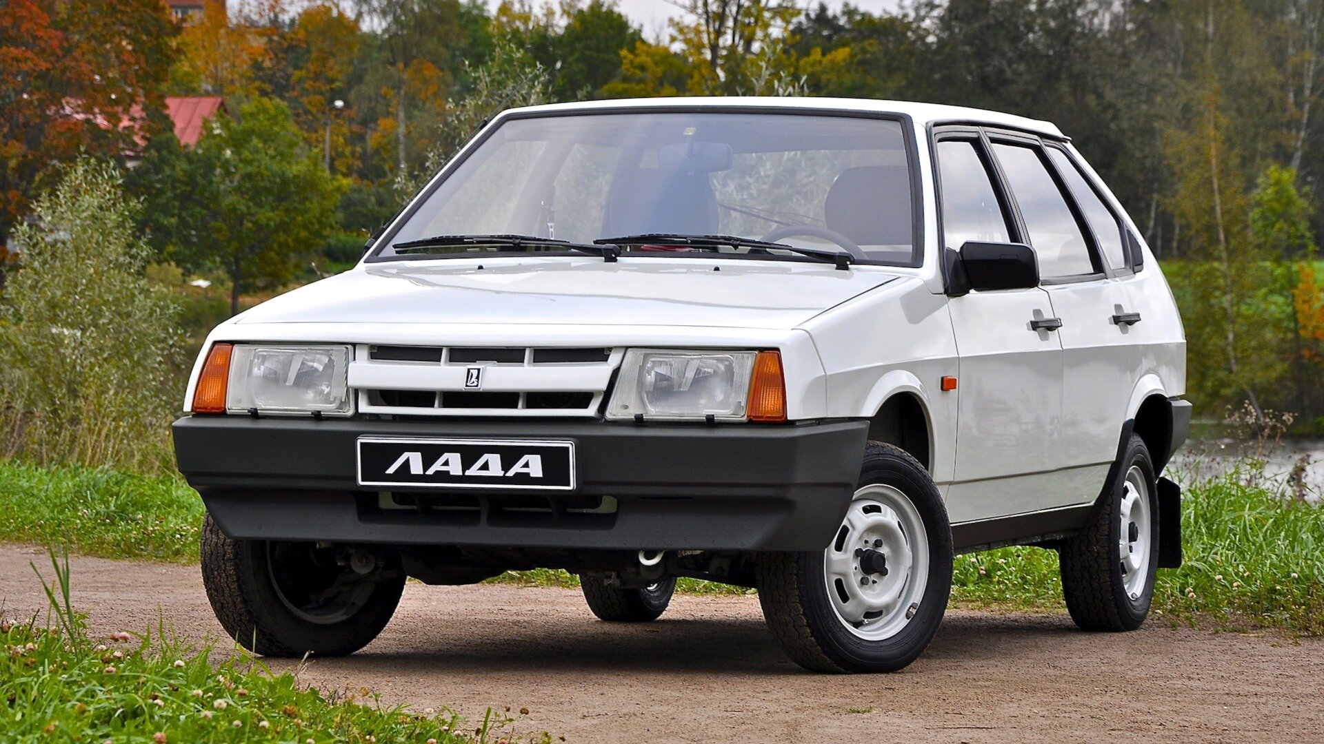 В России хотят повысить стоимость ОСАГО для старых автомобилей