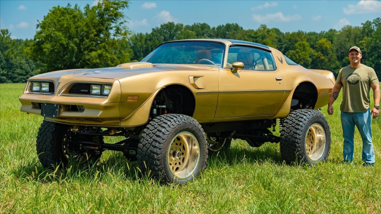 Американцы прокачали 46-летний Pontiac Firebird: теперь это экстремальный внедорожник с 650-сильным V8